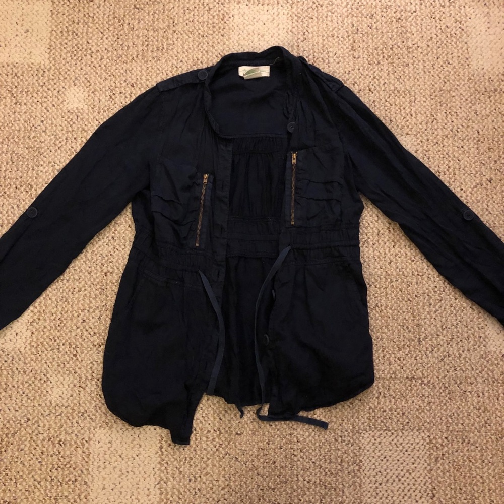 Navy blue long-sleeve jacket/shirt